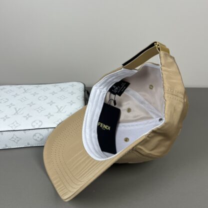 Fendi classic versatile baseball cap - Image 8