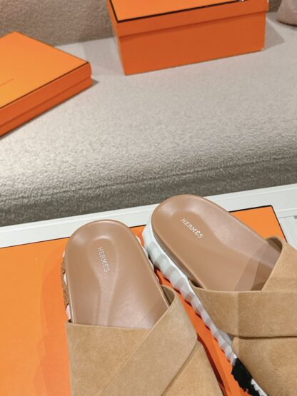Hermes apricot soft and comfortable casual cross-slippers - Image 7