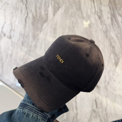 Fendi stylish simple baseball cap - Image 8