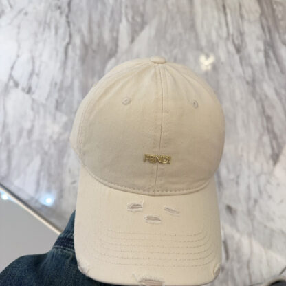 Fendi stylish simple baseball cap - Image 8
