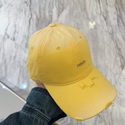 Fendi stylish simple baseball cap - Image 8