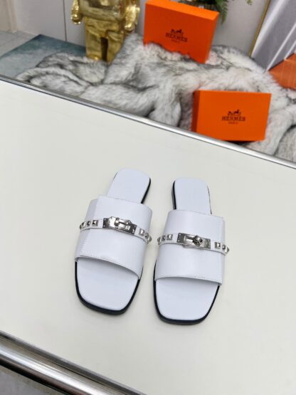 Hermès Spring/Summer new white flat sandals with 1cm heel height - Image 7