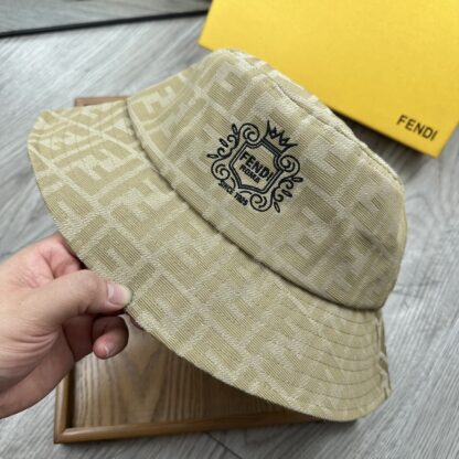 Fendi printed double embroidered bucket hat - Image 8