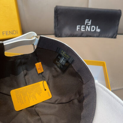 Fendi stylish embroidered baseball cap - Image 8