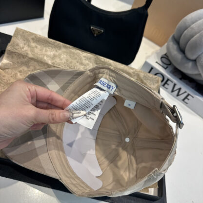 Burberry Simple Fashion Baseball Cap - Image 8