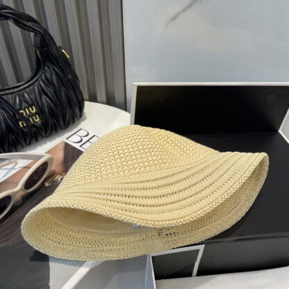 Chanel sun protection knitted bucket hat - Image 7