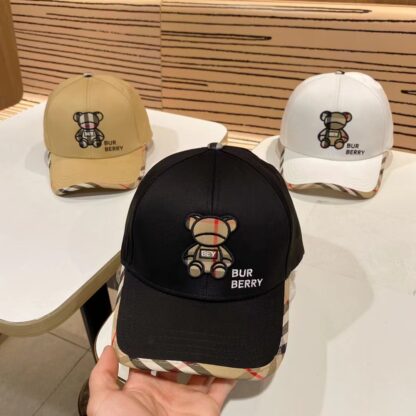 Burberry Classic Bucket Hat with Embroidery - Image 8