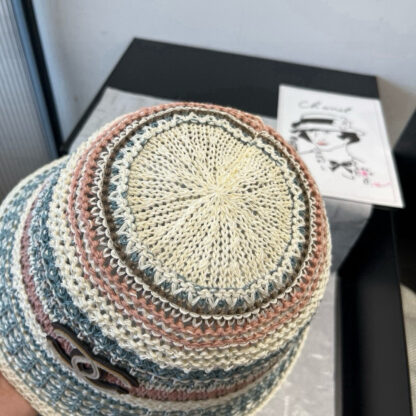 Chanel knitted bucket hat - Image 7