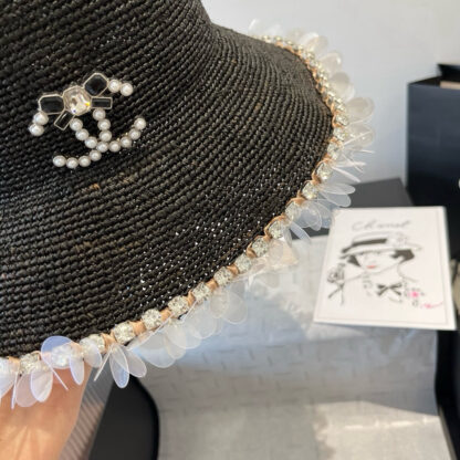 Chanel hand-crocheted raffia hat - Image 7