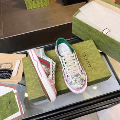 Gucci early spring casual sneakers - Image 8