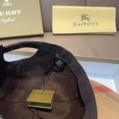 Burberry Classic Slouch Baseball Cap - Image 8
