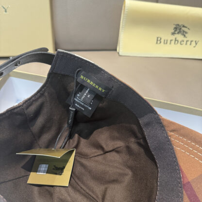 Burberry Classic Slouch Baseball Cap - Image 8