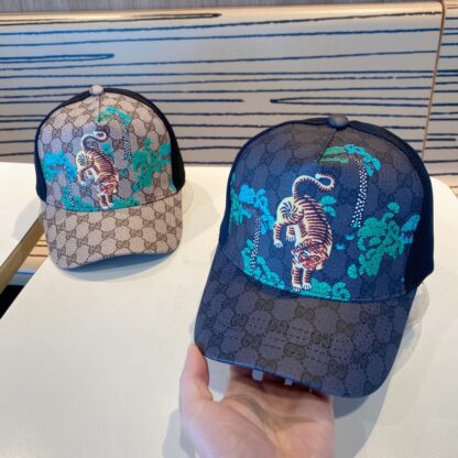 Gucci Unisex Baseball Cap - Image 7