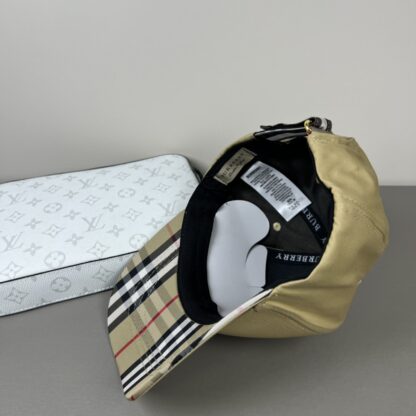 Burberry Classic Slouch Baseball Cap - Image 8