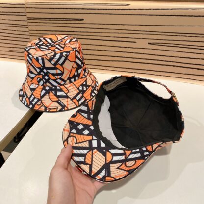 Burberry Classic Casual Fashion Bucket Hat - Image 8