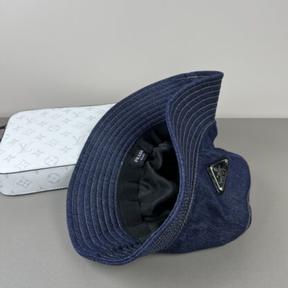 Prada classic triangle logo bucket hat - Image 7