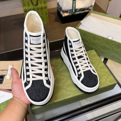 Gucci early spring casual sneakers - Image 7
