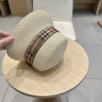 Burberry Casual Simple Bucket Hat Sunshade Straw Hat - Image 8