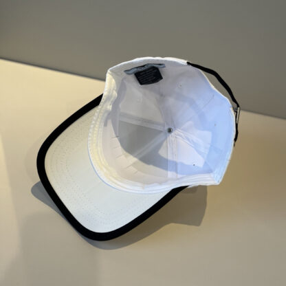 Prada fashion baseball cap - Image 7