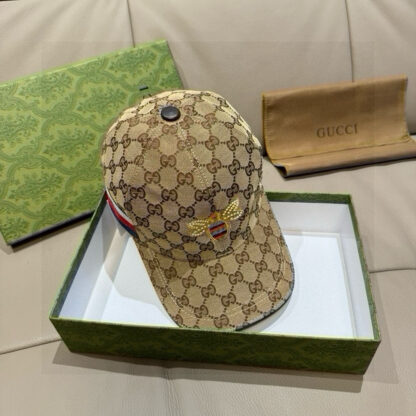 Gucci bee embroidered baseball cap - Image 7