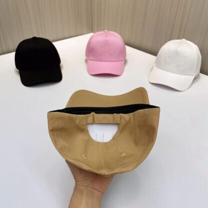 Prada British style unisex baseball cap - Image 7