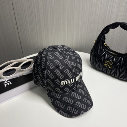 Miu Miu embroidered baseball cap - Image 8