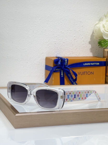 LOUIS VUITTON Fashion Sunglasses - Image 8