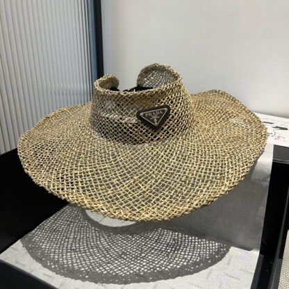 Prada's new hollow top lightweight straw hat - Image 6