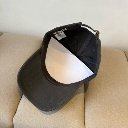 Miu Miu simple baseball cap - Image 8