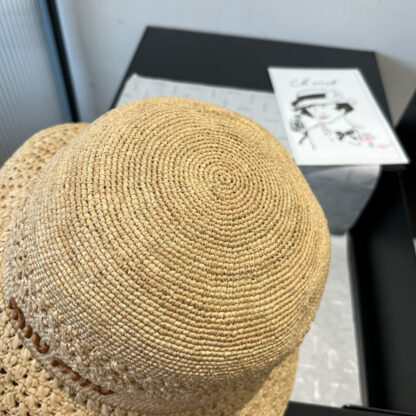 Miu Miu Simple Raffia Hat - Image 8