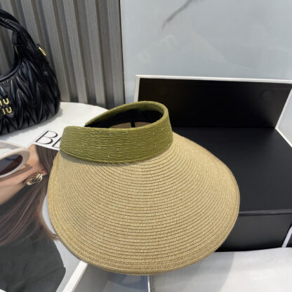 Miu Miu Simple Casual Hat - Image 8