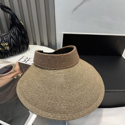 Miu Miu Simple Casual Hat - Image 8