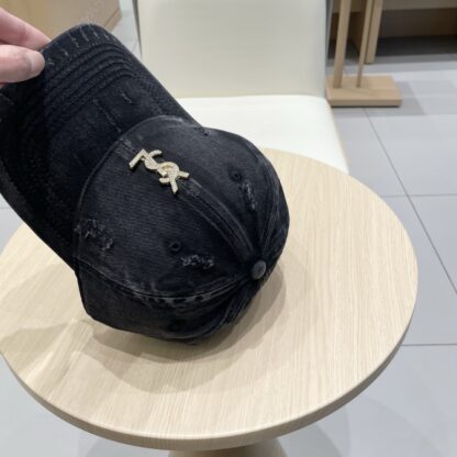Yves Saint Laurent stylish all-match baseball cap - Image 7