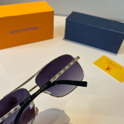LOUIS VUITTON Fashion Sunglasses - Image 8