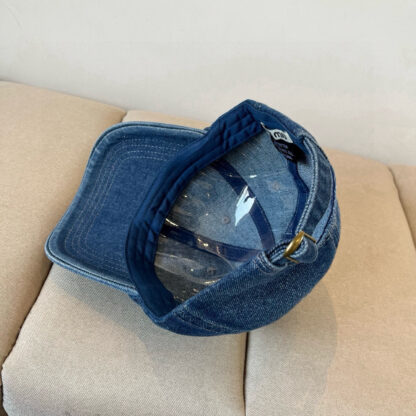 Miu Miu rose embroidered denim bucket hat - Image 8