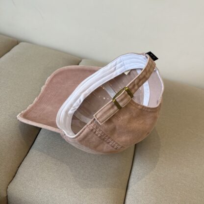 Yves Saint Laurent stylish all-match baseball cap - Image 7
