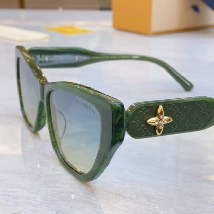 LOUIS VUITTON Fashion Sunglasses - Image 8
