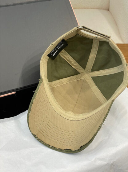 Miu Miu elegant baseball cap - Image 8