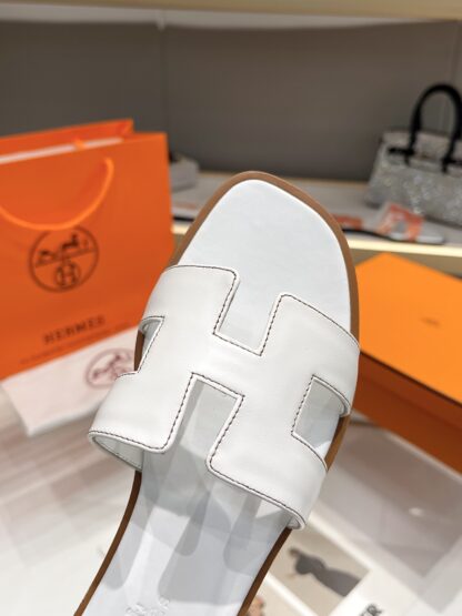 Hermès early spring new white handmade flat slippers - Image 7
