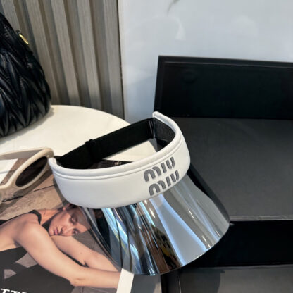 Miu Miu new lens hat - Image 8