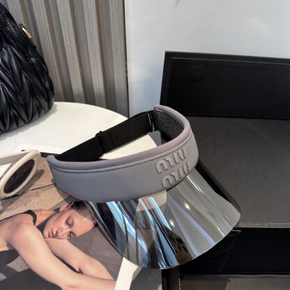 Miu Miu new lens hat - Image 8