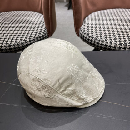 Prada Chinese style jacquard fashionable and exquisite duckbill cap - Image 4
