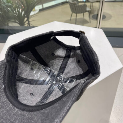 Yves Saint Laurent new baseball cap - Image 7
