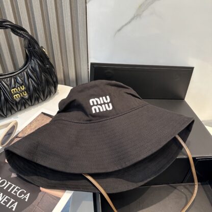 Miu Miu casual bucket hat - Image 8