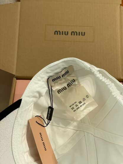 Miu Miu casual embroidered baseball cap - Image 8