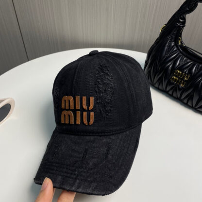 Miu Miu casual new baseball cap - Image 8