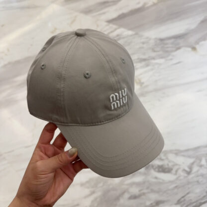 Miu Miu simple embroidered baseball cap - Image 8