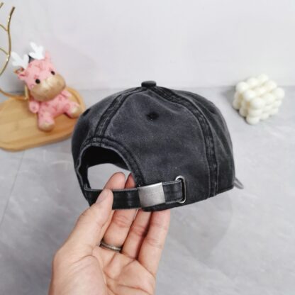 Calvin Kleinf painted baseball cap - Image 7