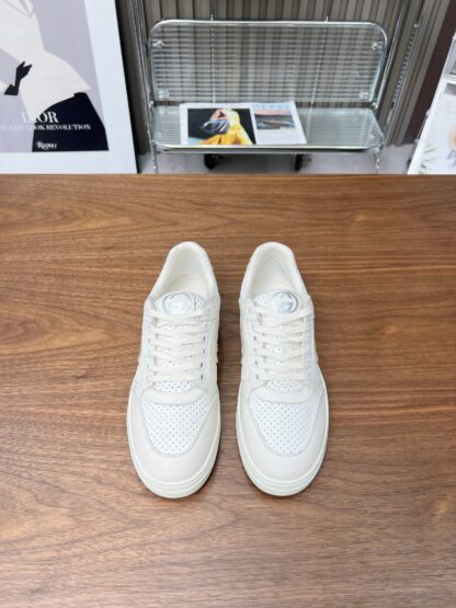 Gucci low-top distressed sneakers - Image 8