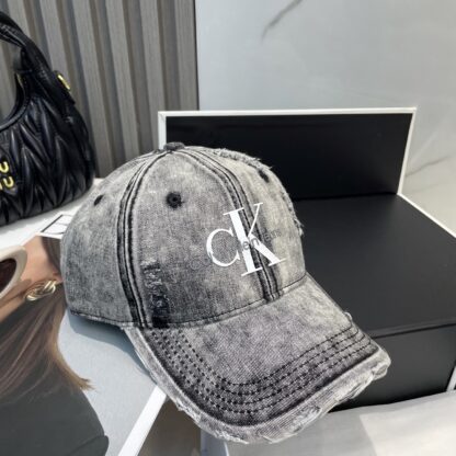 Calvin Kleinf Spring New Baseball Cap - Image 7